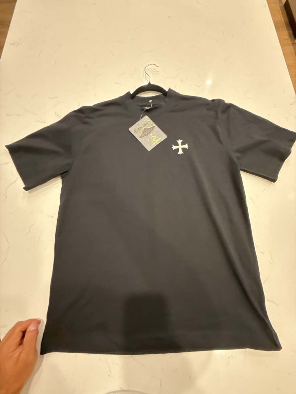 ORIGINAL GRAVITY Black Cross Logo Short Sleeve T-Shirt Size Large New with Tags